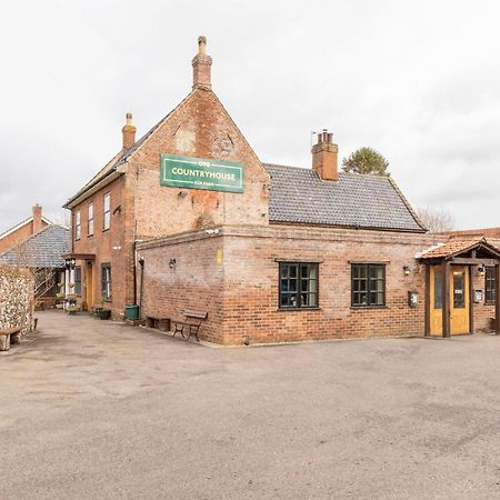 Oyo Elm Farm Country House, Norwich Airport Horsham St Faith Exteriér fotografie